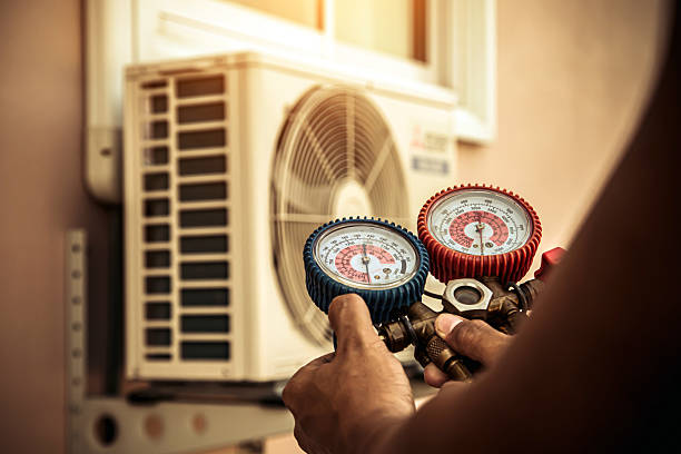 Professional Hvac Installation technician working in Inman, KS